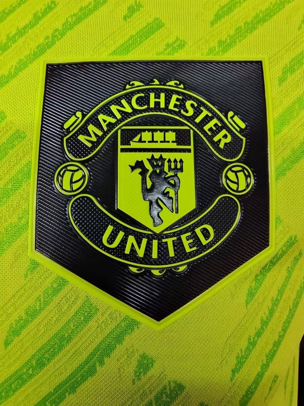 22-23 Manchester United second away fluorescent green jacquard